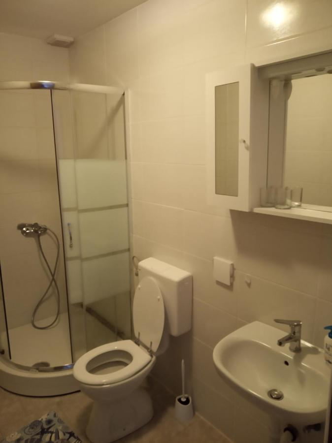 Lonjski Dvori Kutina Esterno foto